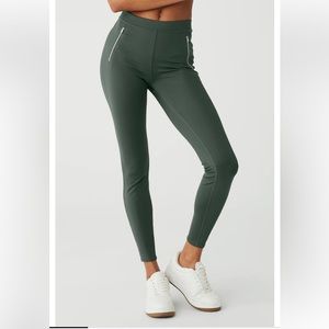 Alo yoga Thrill Seeker leggings